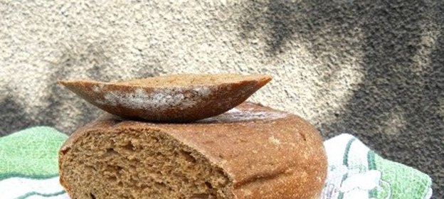 Бездрожжевой ржаной хлеб в мультиварке