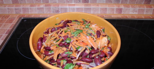 Салат Фасолька-Морковка