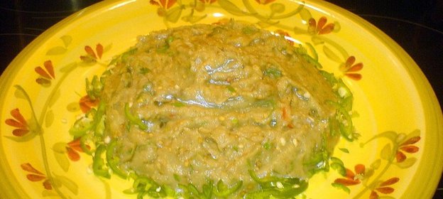 Бабагануш (بابا غنوج) по-вегетариански, рецепт от Тима Мельцера - «Schmeckt nicht, gibts nicht»