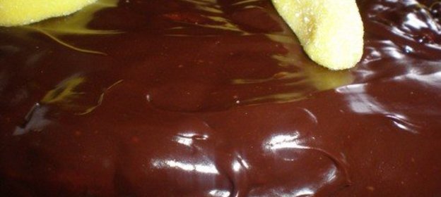 Торт «Банан в карамели и шоколаде»
