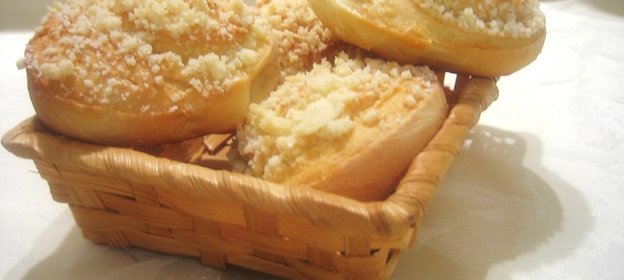 Булочки-улитки со штрейзелем