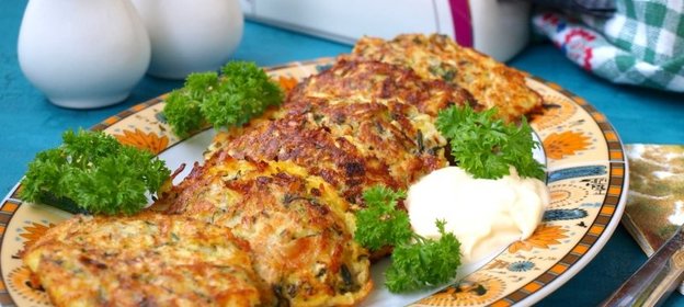 Оладьи из кабачков с манной крупой