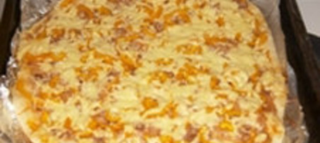 Пицца с ветчиной