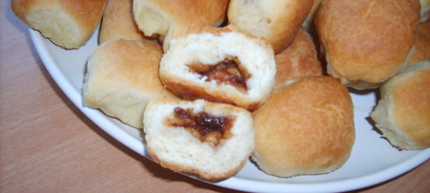 булочка с начинкой