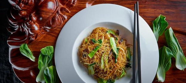 Лапша по-сингапурски с овощами