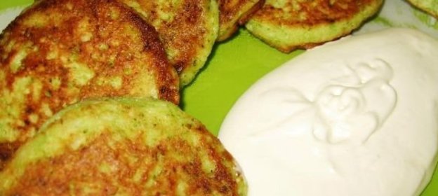 Оладьи из цветной капусты и брокколи