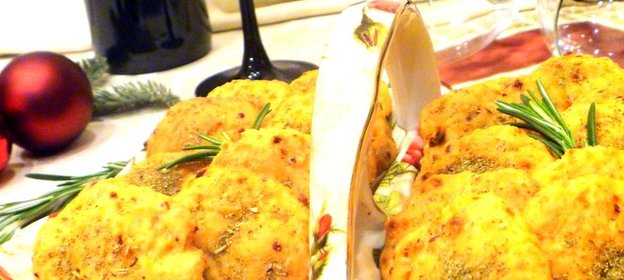 Печенье закусочное с киноа, томатами и розмарином