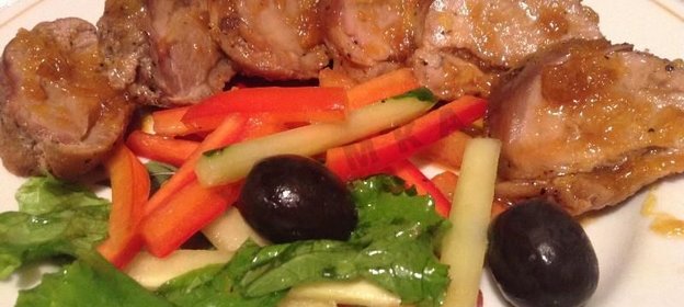 Утиная грудка в медово-соевом соусе с апельсинами