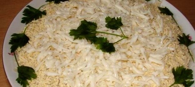 Салат Белый лебедь с грибами