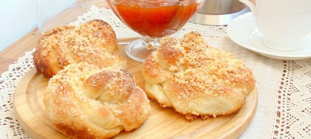 Витые булочки