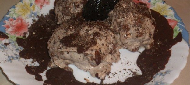 мороженое с шоколадной крошкой и сухим завтраком CHOCO