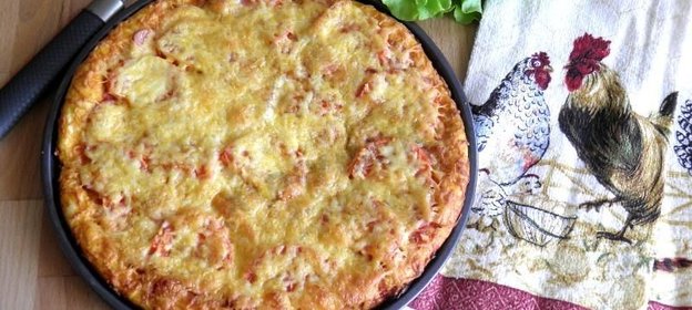 Пицца с сосисками и сыром