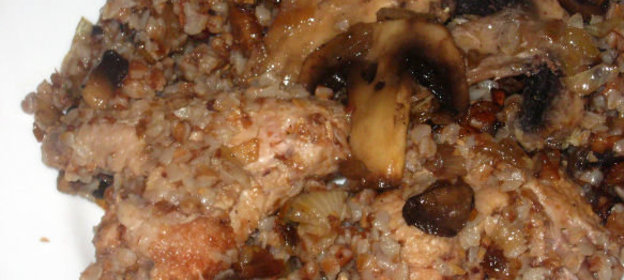 Салат любительский из морской капусты