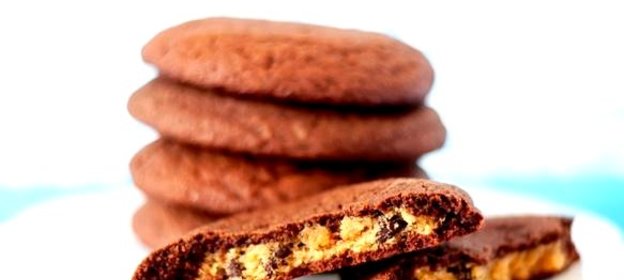 Шоколадное печенье с ванилью