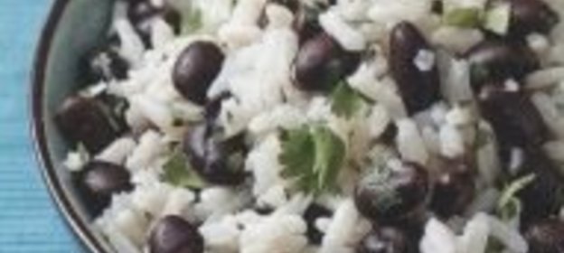 Грибы тушенные с яблоками