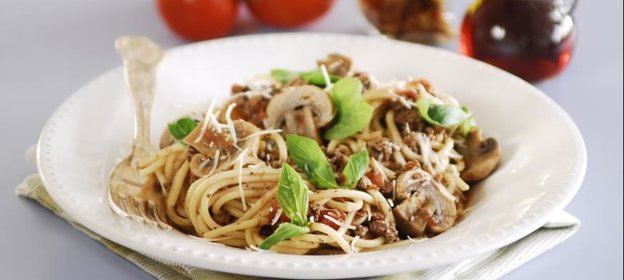 Спагетти болоньезе