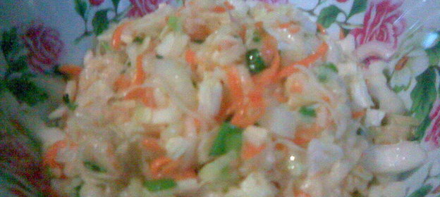 Полезный пикантный салат с лимонно-имбирно-медовой заправкой