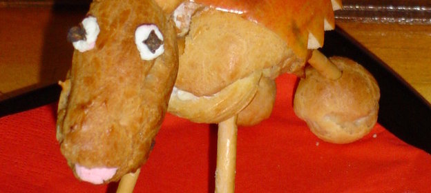 Эклеры Лошадка в попоне