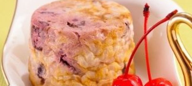 Творожно-рисовые запеканки с вишней