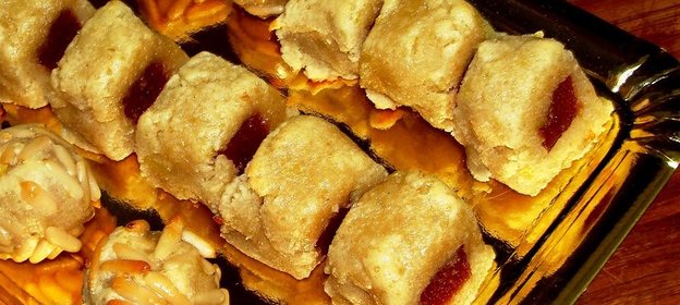 печенье ( panellets )