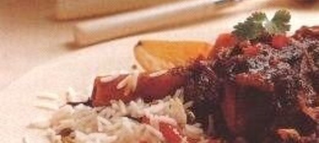 Ягнятина, тушенная с картофелем