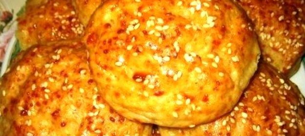Булочки с колбасным сыром