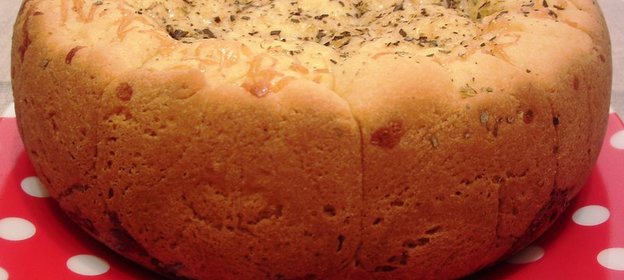 Кукурузный обезьяний хлеб с сыром