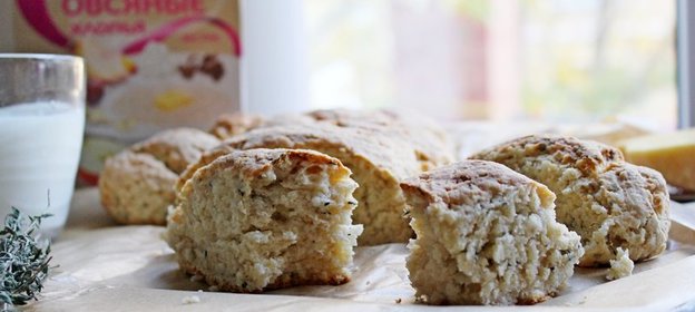 Быстрый овсяный хлеб с сыром