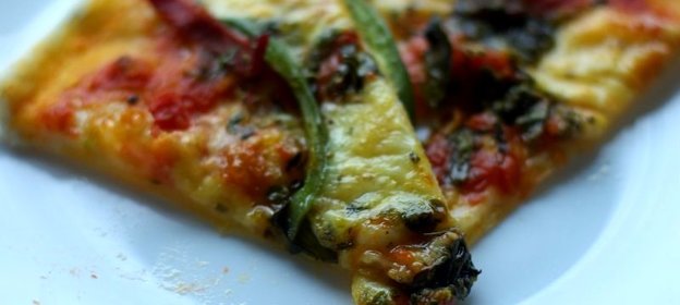 Пицца на тонком тесте