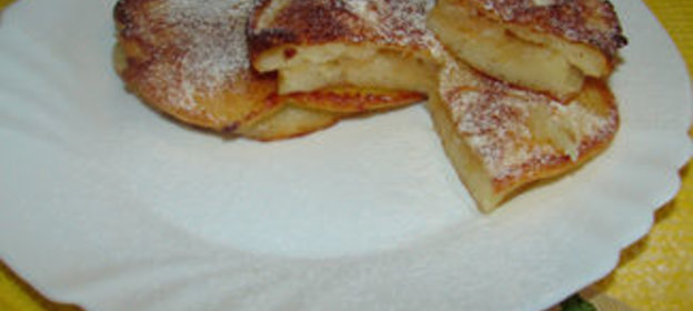 Оладьи с яблочной начинкой