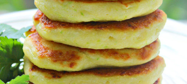 Кабачково-творожные оладьи