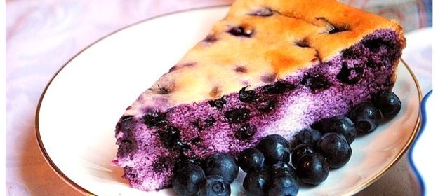 Творожная запеканка с черникой