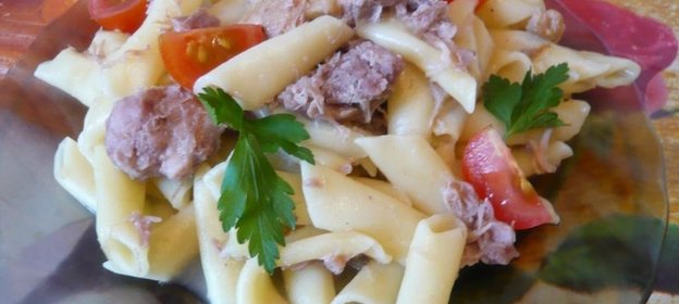 Макароны с тушенкой в мультиварке