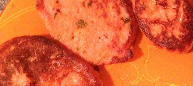 Индийские гороховые оладьи с томатом (Пудла)