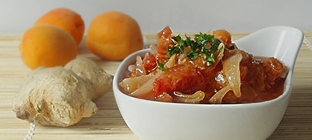 Абрикосово-томатный чатни