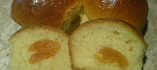 Булочки с курагой