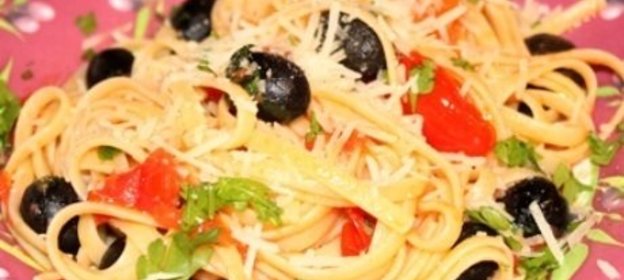 Паста с соусом Puttanesca