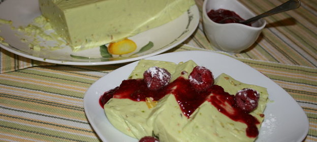 Фисташковый йогуртовый десерт