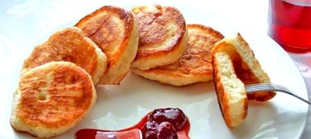 Дрожжевые оладьи без яиц