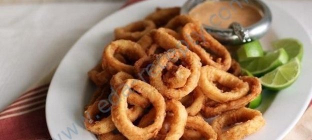 Кальмары жареные кольцами