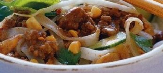 Тайская лапша с фаршем