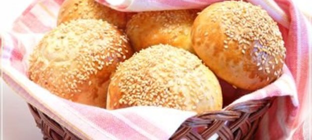 Булочки с брынзой