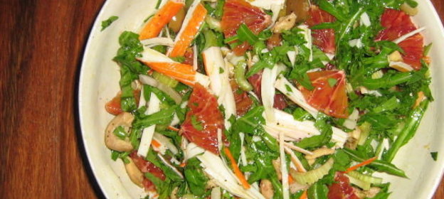 Салат из морской капусты и крабов