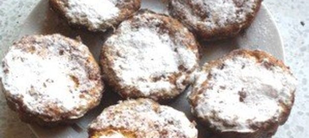 Морковные кексы с айвой