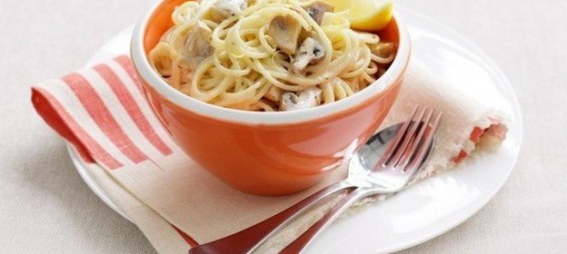 Спагетти с грибами и лимоном