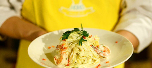 Спагетти с креветками в сливочном соусе в мультиварке