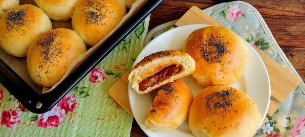 Булочки с вареной сгущенкой