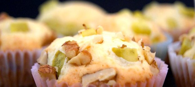 Кексы с картофелем и орехами