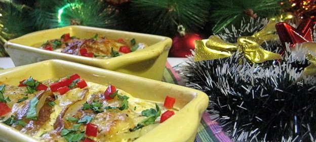 Картофельная запеканка с грушей