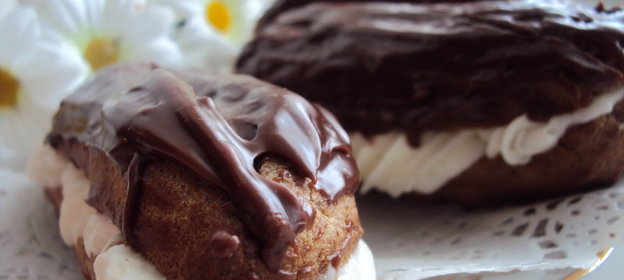 Эклеры на шоколадном тесте Черно-белый соблазн